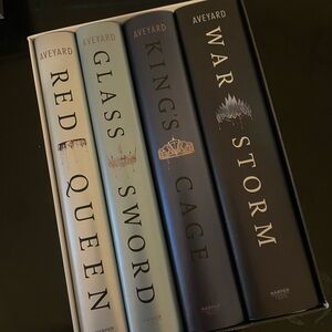 Red Queen Hardcover Book Set - Victoria Aveyard